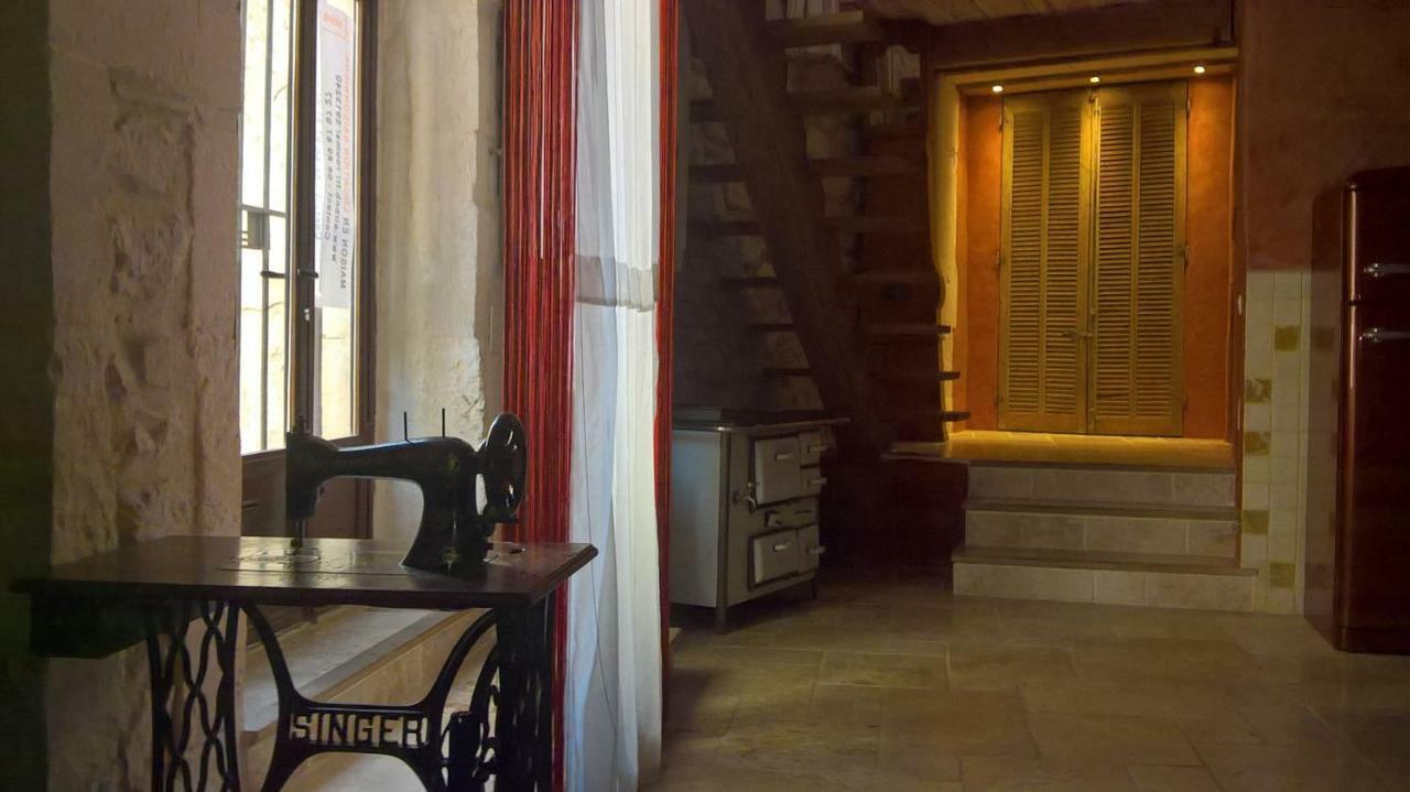 Le Lapin Blanc Apartment Saint-Remy-de-Provence Ngoại thất bức ảnh